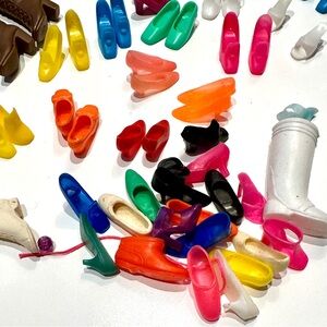 Vintage Barbie Shoes Set of 21 with additional singles